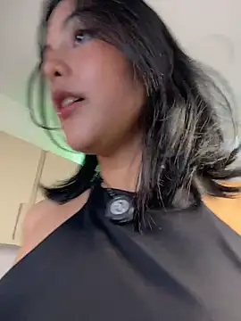 Ivy_gloom - washing dishes with my tits out