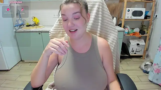 LinaElasm - naked body
