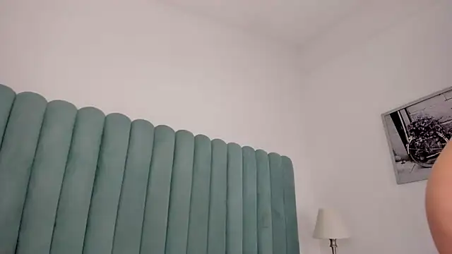 Kimjonnes01 - show pussy