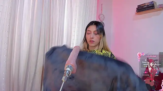 Cuteweed420 - suck dildo+ fuck ass