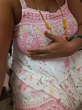 Tamil_Ammani - Boobs show😜😜😝🥰🔥🔥🔥