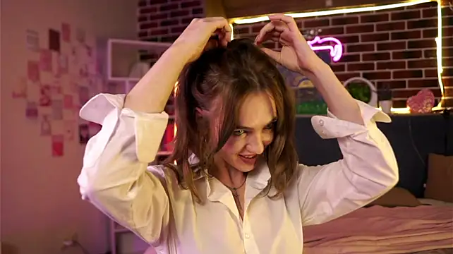 MarielRoloson - stroke my collarbone
