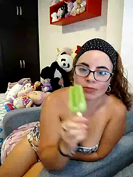 MilfLuna - heart plug in my ass, sexy