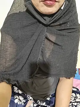 Hot_Saraa04 - Boobs show