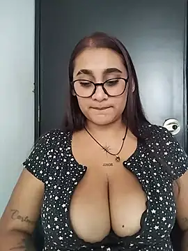 Mia_skyy18 - show tits🍒