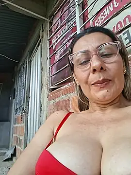 Mia-funny20 - Dildo in ass