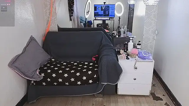 Lizha_milf - Spank ass and spread🍒