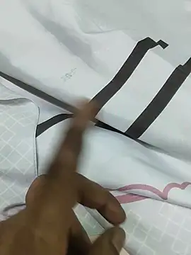 Muslim_girl45 - Boobs open