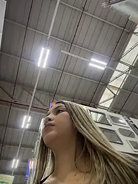 Lunablossom_ - Take off my thongs in public