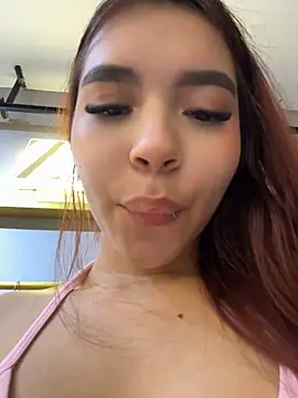 Cata_vargas - NUDE IN THE MIDDLE OF CLOTHES+FUCK PUSSY