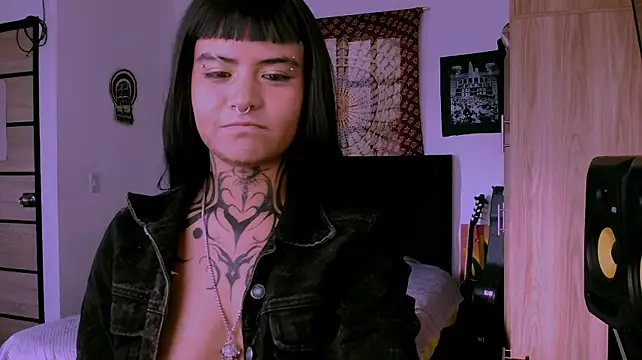 Alex_one888 - Make this girl naked