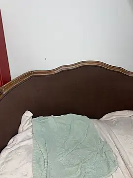 Carlaaa - Zoom pussy +cadeau LT