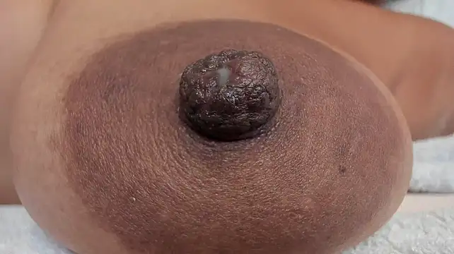 Zara_lopez - nipple clamps