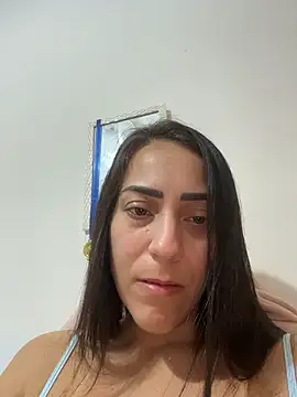 Lucioliveira - Se masturbar com o consolo