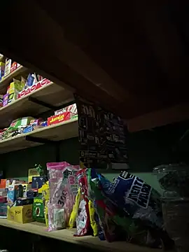 Lannabellx - Play with my boobs in the market 🤫