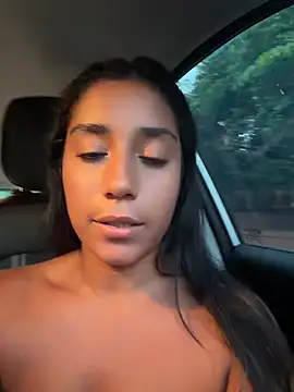 SaryJonex - FUCK MY PUSSY WITH A DILDO