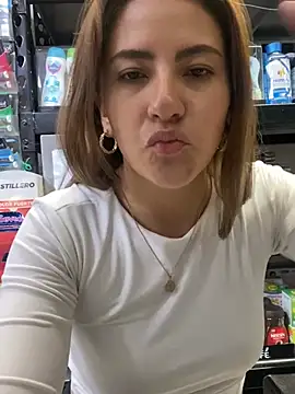 Andrea_19blonde