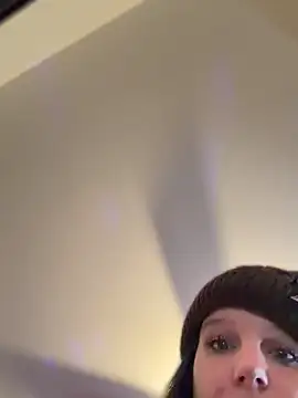 Royal9123 - Help me cum
