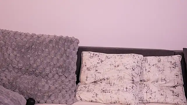 AllyDevine - Seduce me with your touch 😈😈