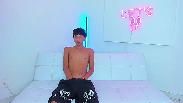 LuciXsex - THROAT WORK HARD + X4 SLAPS