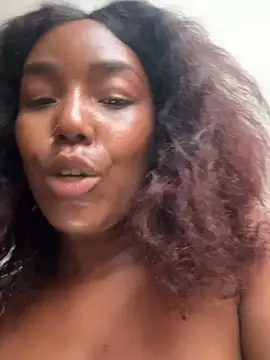 Almaseductora - big stream on my window🥵💦