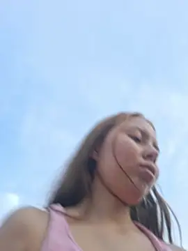 Khelmi - squirt fountain in my pussy virgin