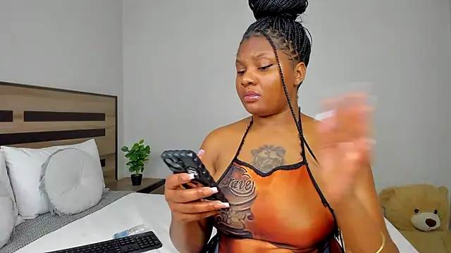 Renee-18 - MISSIONARY make it Rain Dxx ☔ 💦❤️