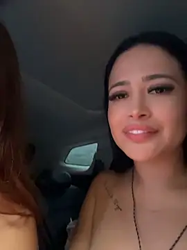 Sara_fun - Naked two girls