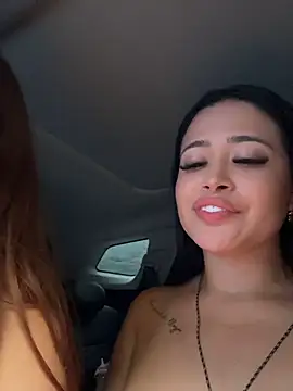 Sara_fun - Naked two girls
