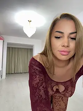 KirstieVegas - Pillow princess treatment😈🎁LT