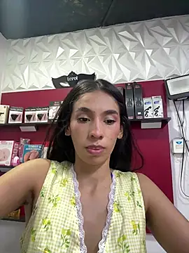 Lunaluxury22 - ridea dildo in the store🔥​😈