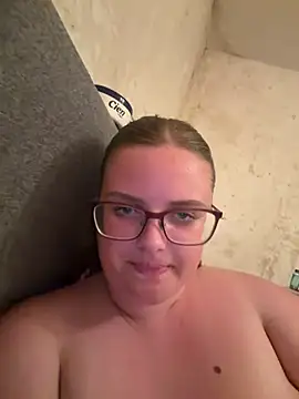 CurvyPaar2 - Bauch zeigen & 5 Bilder