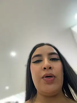 Honeyboo_ - I suck my friend's tits