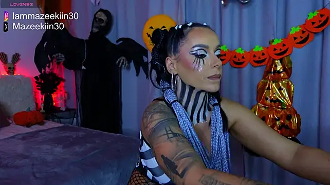 Iammazeekiin30 - Cum show