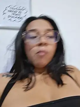 -VICKKY - finger in ass x2