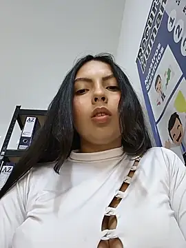 JENNIFER__03 - Show De boobs 🤤🫦