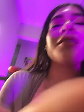 KatheOlson - Show boobs + touch