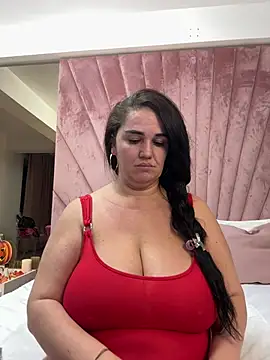 VickyBlazze - Play with my curves for you 🍑