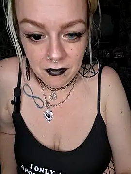 Brattylittledemonx
