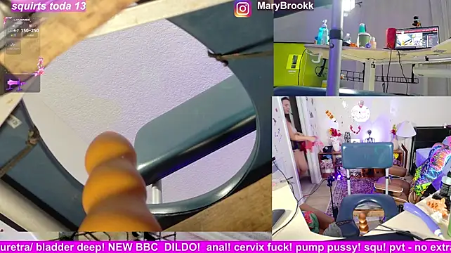 MaryBrook1 - menu on!each squirt - bigger dildo!