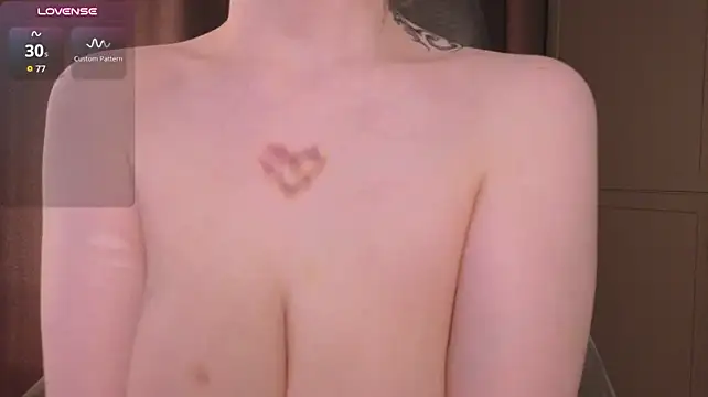 _Silknsin777 - Suck my nipples