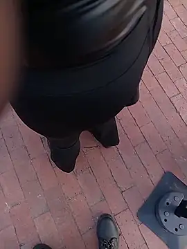 Sophie_banger - Tits out saliva in hard nipples 🥵