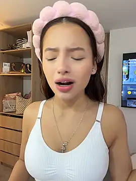 Sofia18_pinkk