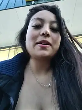 Sweet_sofiia_ - Big jet in public