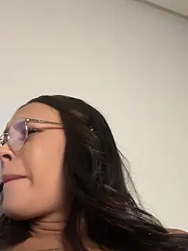Lyly_Angelll - ꧁🌸To fing pussy😈꧂