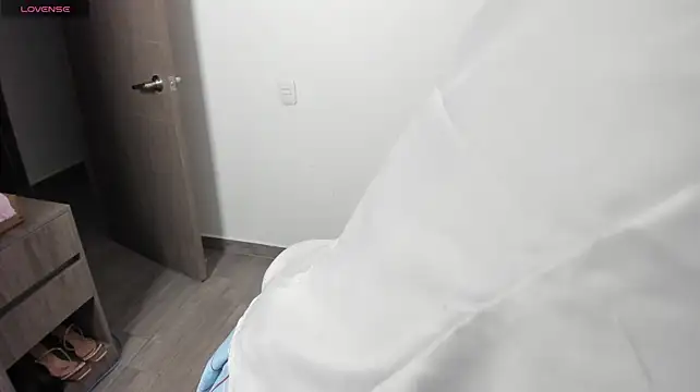 Lauprincess - ahegao + tit massage