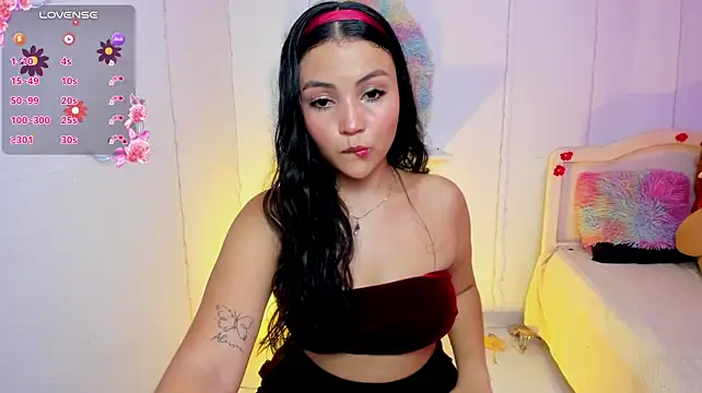 CuteChelse - strip me naked