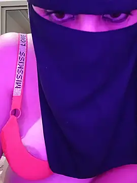 Ghizosexx69 - امص حلماتي