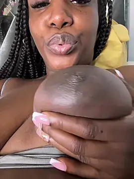 Dulceyesi - pinch nipples, spit and play 🍒