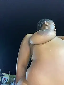 Beyoncex05 - Ride dildo outside